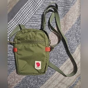 Fjallraven High Coast Pocket Mini Crossbody Bag